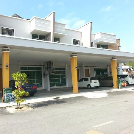 Golden Guest House Kuantan Kültér fotó