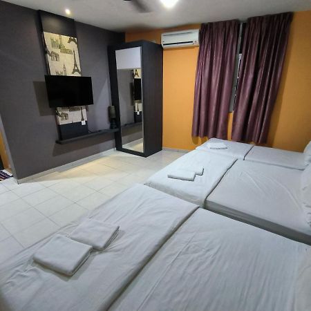 Golden Guest House Kuantan Kültér fotó