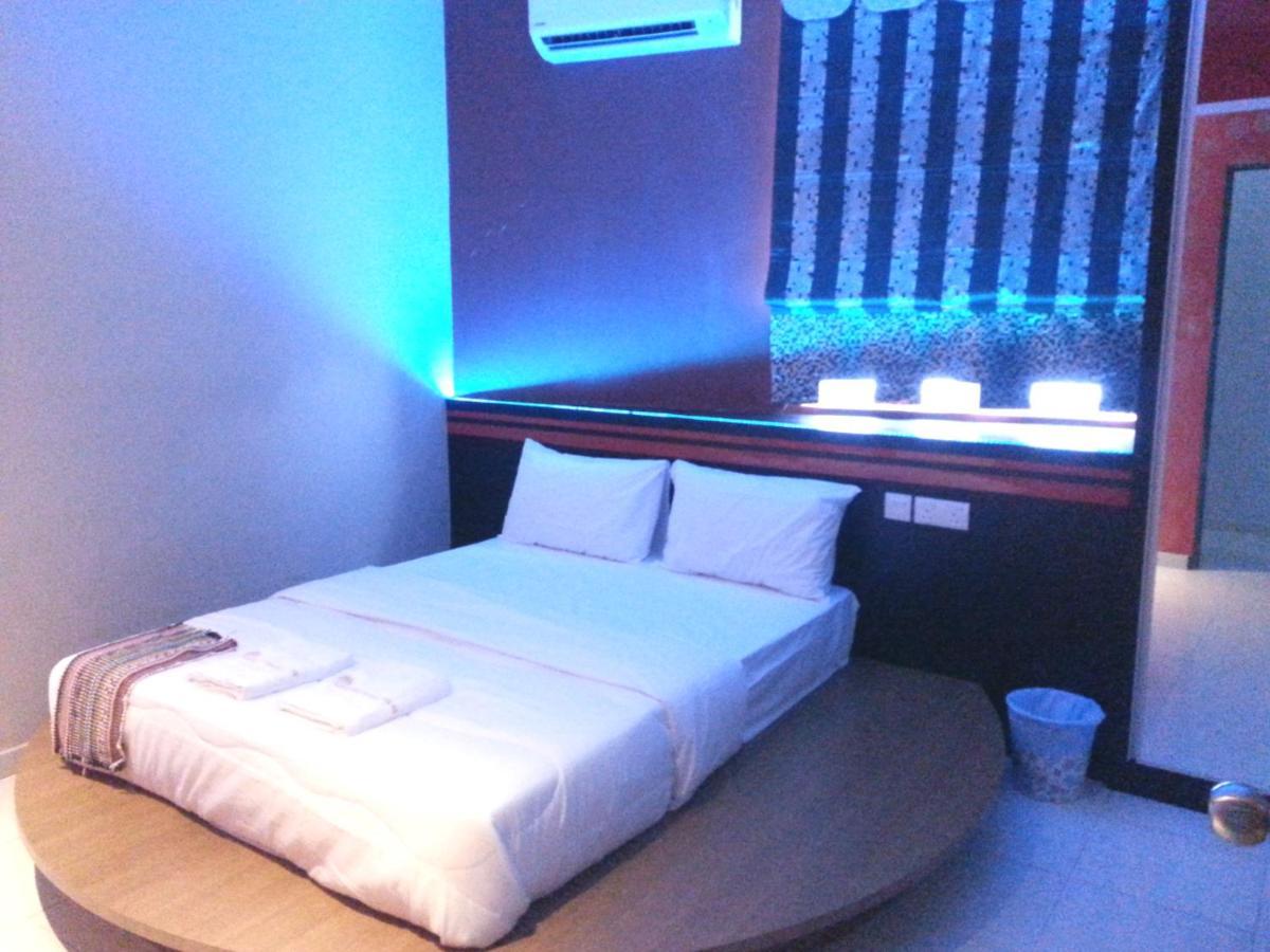 Golden Guest House Kuantan Kültér fotó