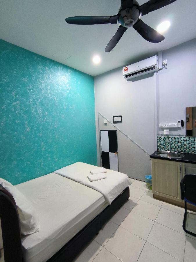 Golden Guest House Kuantan Kültér fotó