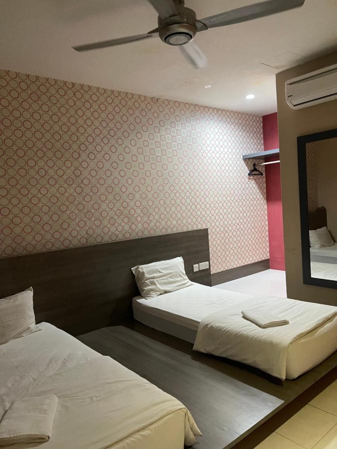 Golden Guest House Kuantan Kültér fotó