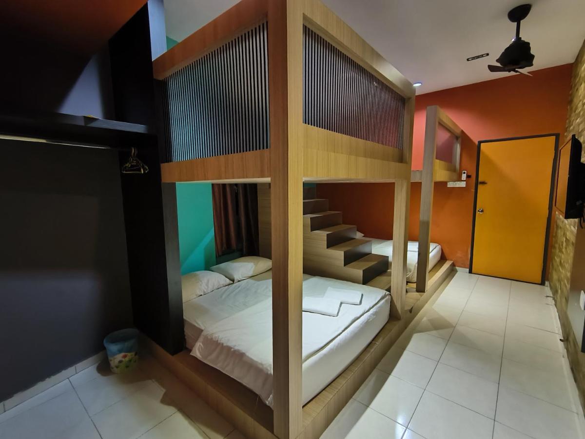 Golden Guest House Kuantan Kültér fotó